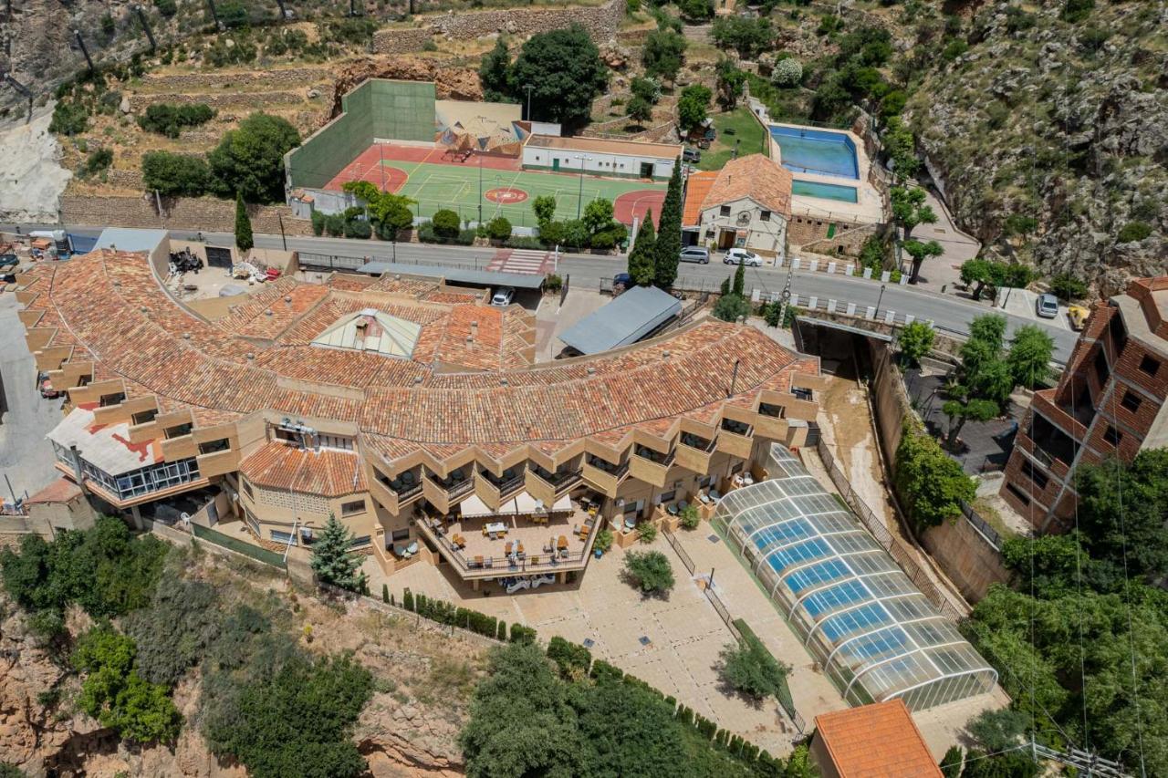 איינה Hotel Restaurante Felipe II (Adults Only) מראה חיצוני תמונה