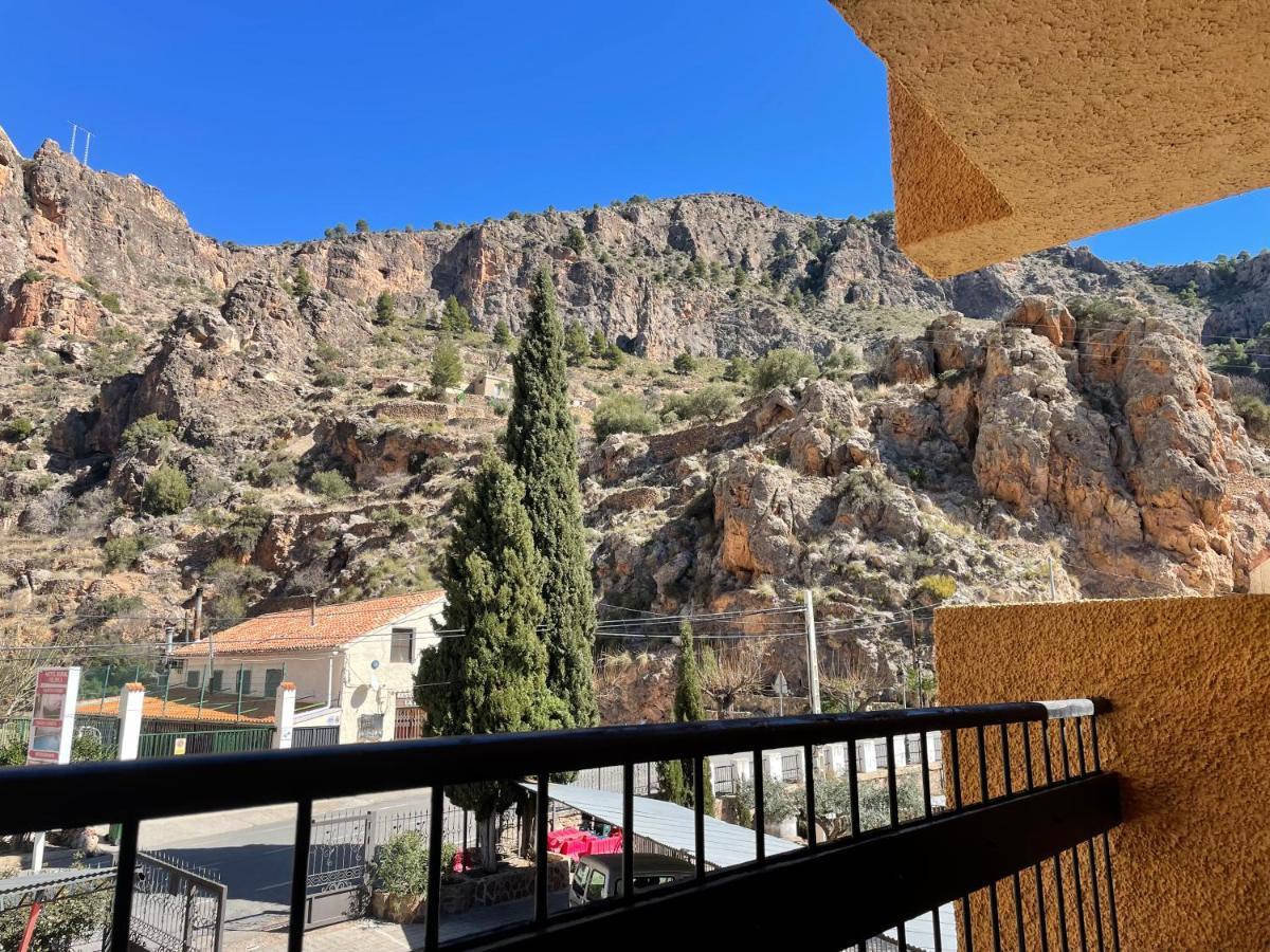 איינה Hotel Restaurante Felipe II (Adults Only) מראה חיצוני תמונה