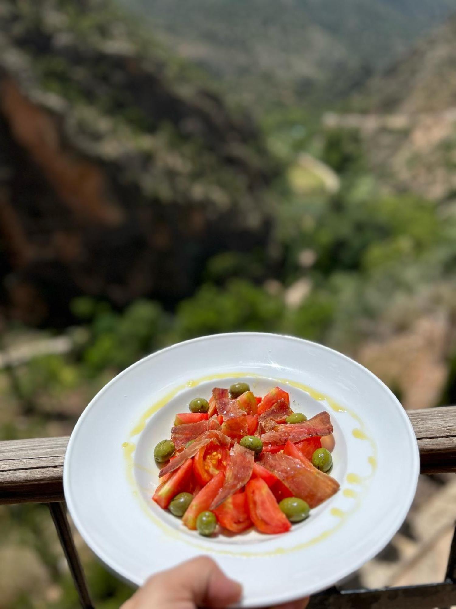 איינה Hotel Restaurante Felipe II (Adults Only) מראה חיצוני תמונה